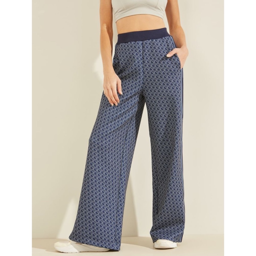 GUESS Women's Barbara Wide Leg Pant